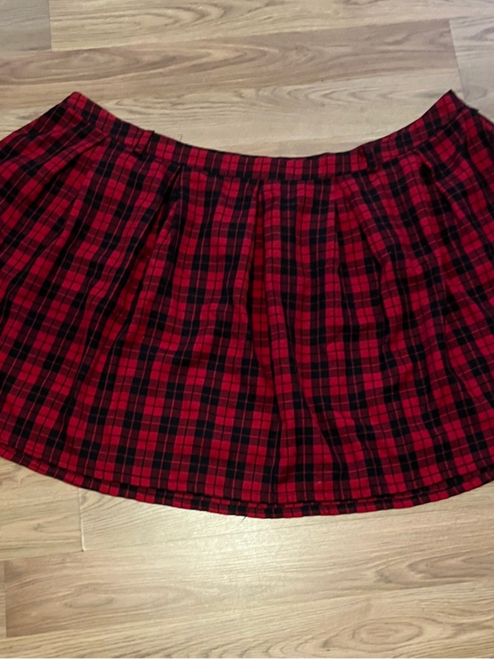 Hot Topic Red and Black Plaid Skater Skirt